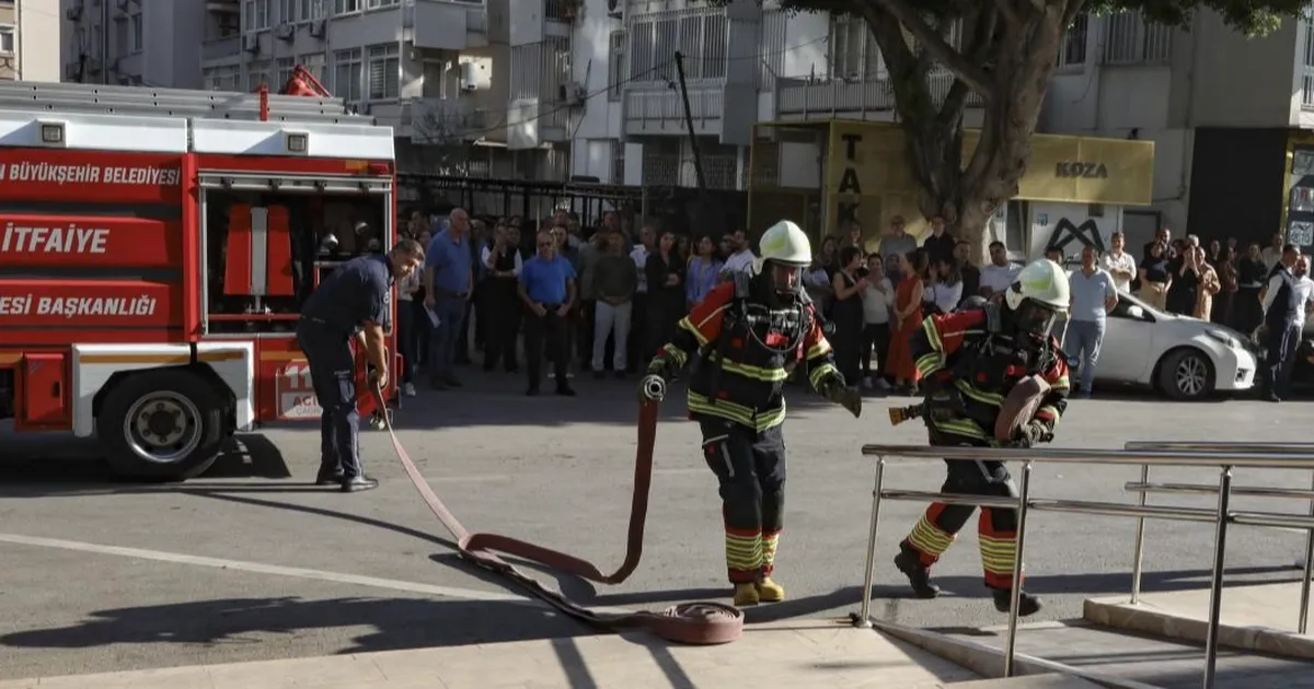 Mersin Büyükşehir’de yangın tatbikatı