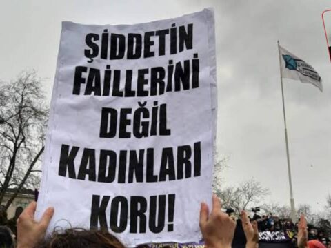 Aysenur kirik koruma kararina karsin olumden dondu sesi olmaliyiz BDFUx6mh