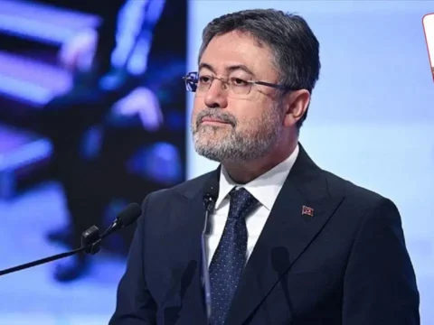 Tarim ve orman bakani yumakli tarim kredi kooperatifleri genel mudurunun aylik gelirinin 15 milyon gJNX9ccy